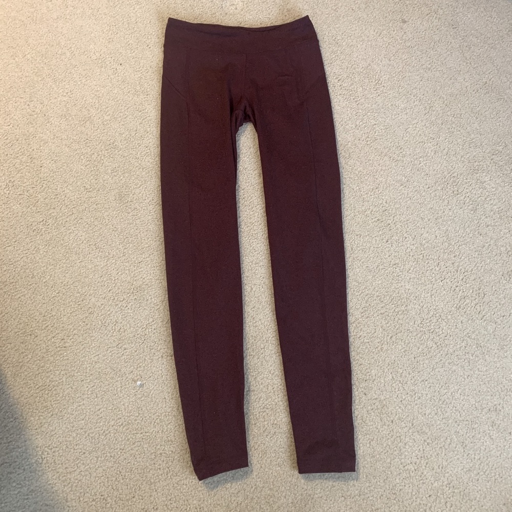 Maroon leggings